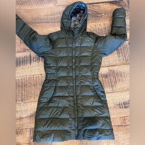 Women's down insulated north face size S